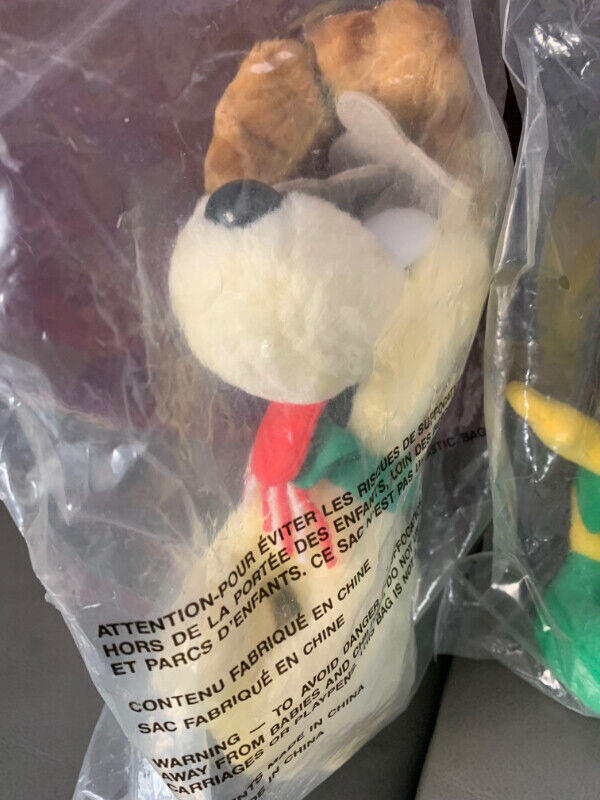 1992 Mcdonalds Looney Tunes Plush, Set Of 4 (bagged) in Arts & Collectibles in City of Halifax - Image 3