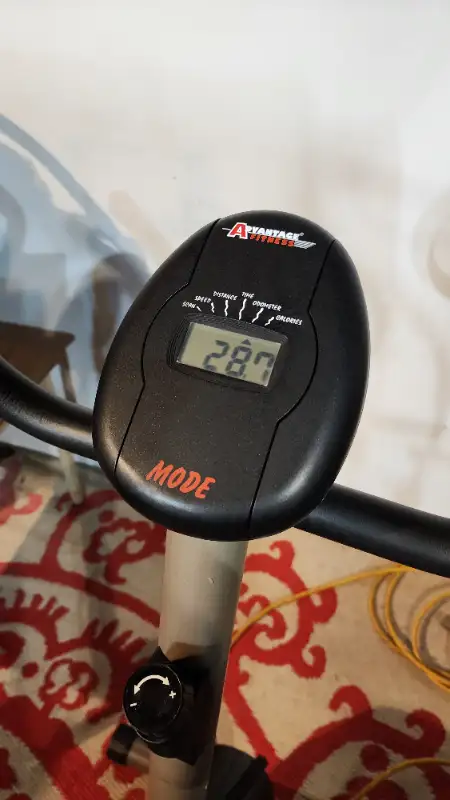 Exercise Bike, stationary pedal bike Advantage Fitness 240 in Exercise Equipment in Oakville / Halton Region - Image 3