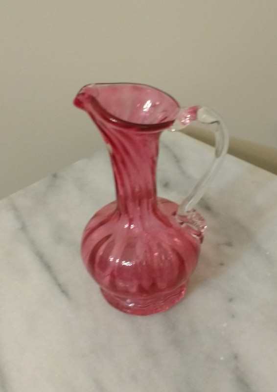 CRANBERRY GLASS PITCHER in Arts & Collectibles in Ottawa