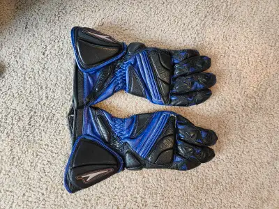 Woman's size M. Price is firm.