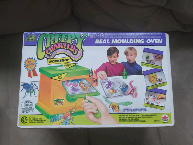 Vintage Creepy crawlers workshop with 6 molds, Toys & Games, Kingston