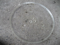 microwave glass plate/ turntable, diameter 31.2 cm $10, other sm