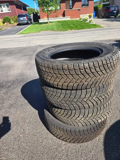 Barely used. Like new. Winter tires.