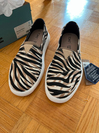 Brand New Toms women’s shoes