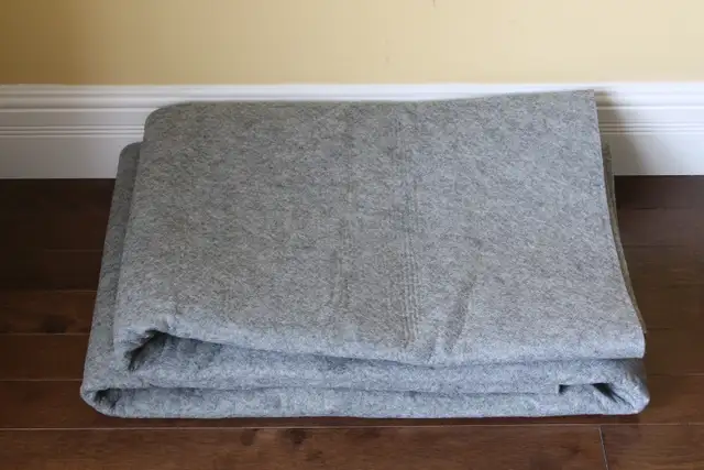 Reversible Rug Pad 6x9 in Rugs, Carpets & Runners in Oshawa / Durham Region - Image 4