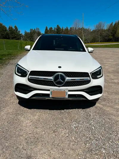 A fully loaded vehicle ! Premium Package, Premium Plus Package, Sport Package, Technology Package, I...