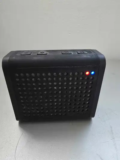 Nixon Bluetooth Speaker for sale works awesome asking $10 for it, View more