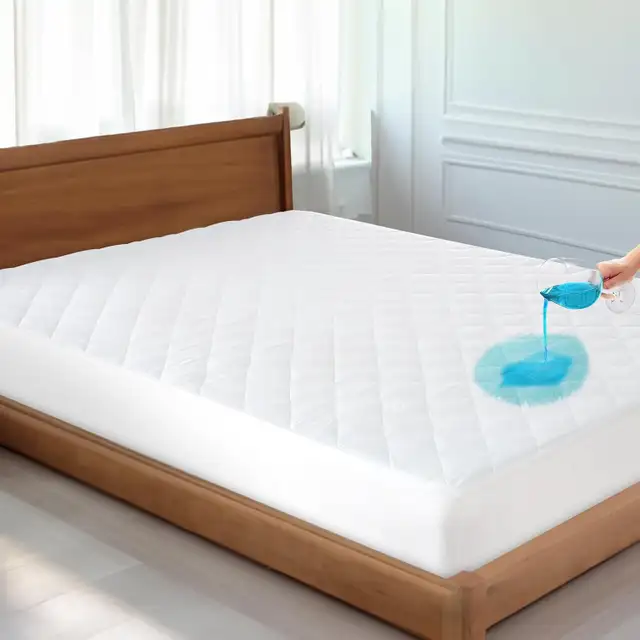 LDC Lux Decor Collection Mattress Pad - King Mattress Cover in Bedding in Hamilton - Image 3