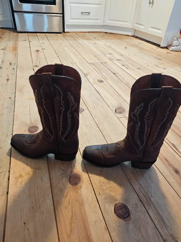 Dan Post boots size 9 D in Men's Shoes in Trenton - Image 4
