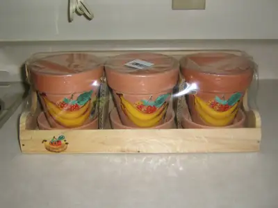New 3 Clay Flower / Plant Pots Use For Indoor / Outdoor Pots: 4" Diameter x 4" High Pots Have Water...