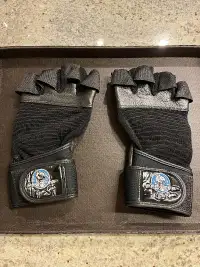 New Pro Grip Gym Gloves