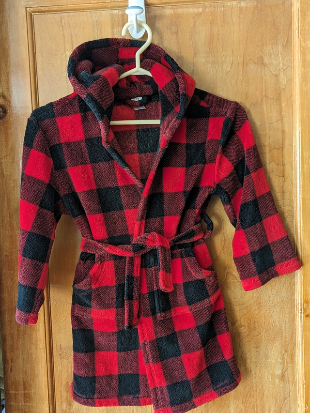 GAP kids robe size 6  in Kids & Youth in Ottawa