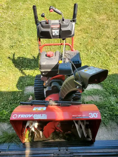 TROY-BILT VORTEX 3-STAGE SNOWBLOWER, View more