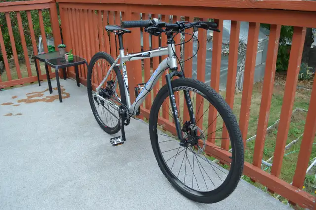 Rocky Mountain Soul Bike in Mountain in Nanaimo - Image 3