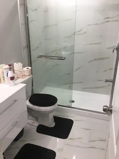 SHARED ROOM with GIRL $475 MAYFIELD VILLAGE BRAMPTON