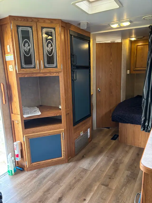 Winterized Fleetwood Terry 2006 in Travel Trailers & Campers in Williams Lake - Image 7