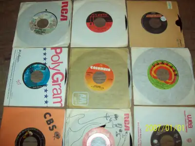 Vinyles 45 tours, View more