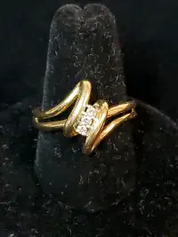 14k Yellow Gold Diamond Ring Size 9