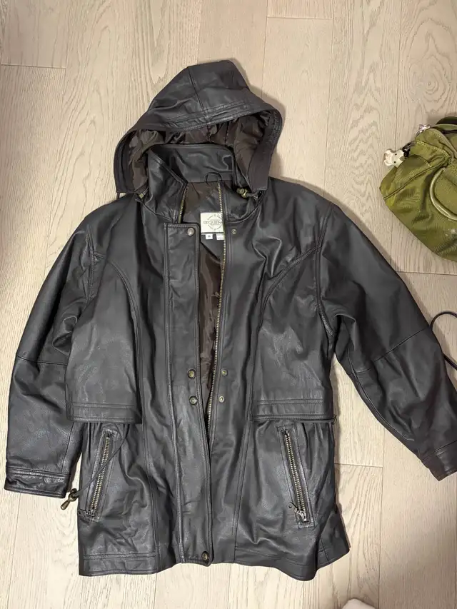 Women’s SEQUENCE Genuine Leather Jacket Size 14  Black Excellent in Women's - Tops & Outerwear in City of Toronto - Image 2
