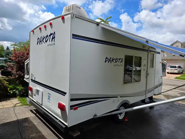 2007 Dakota Ultralite 180 XP in Travel Trailers & Campers in Grand Bend - Image 4