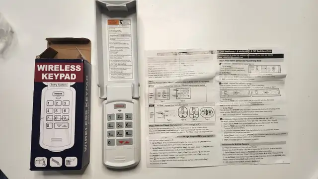 Genie remote Garage Opener in Garage Doors & Openers in City of Toronto - Image 2