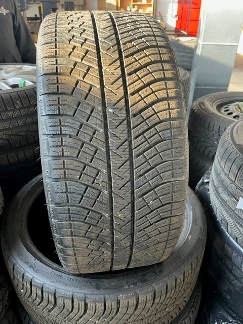 Michelin Pilot winter tires in Tires & Rims in Mississauga / Peel Region