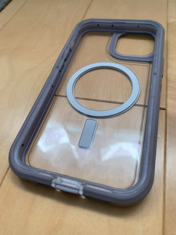 Case Otterbox Defender XT Series Clear MagSafe iPhone 13 to 15 in Cell Phones in Gatineau - Image 3
