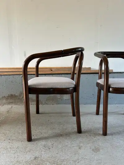 Vintage beech bentwood dining chairs presumably by Antonin Suman for Ton. Stamped czechoslovakia, ci...