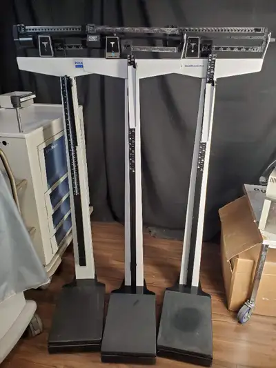 Health O Meter Eye Level Physician Scale 140kg/300 LBS - 160kg/350LBS Capacity Tested and working -...