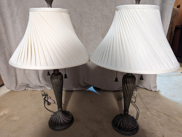 Decorative Lamp Set in Indoor Lighting & Fans in Oshawa / Durham Region