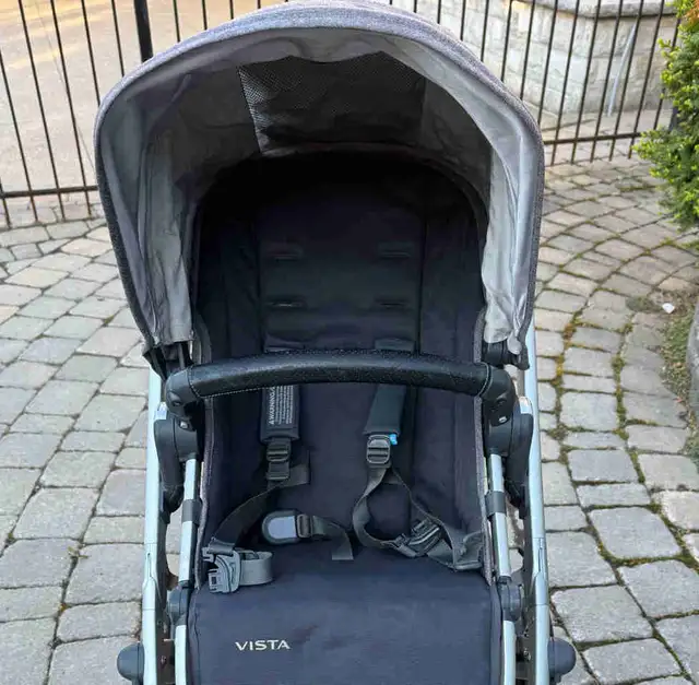 Uppababy Vista stroller  in Strollers, Carriers & Car Seats in Markham / York Region - Image 2