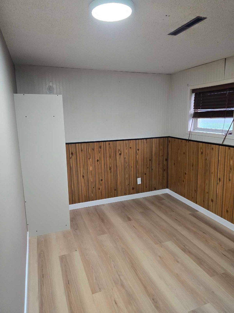 Basement for Rent 5