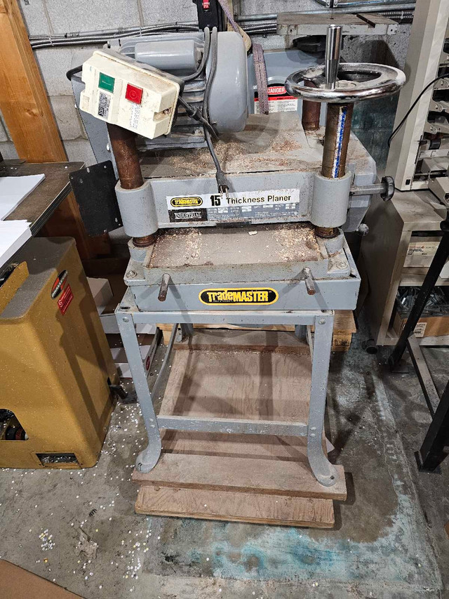 Woodworking machines. Thickness planer, band saw, dual sander  in Other in City of Toronto - Image 4