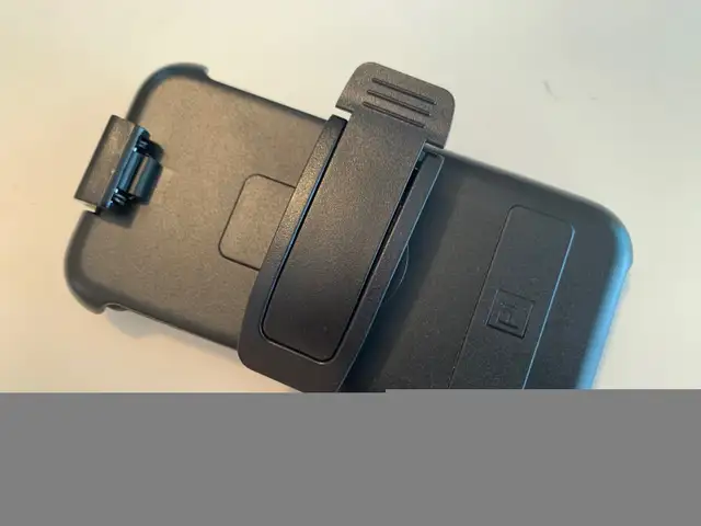 Platinum iPhone 6, 7, and SE case and holster (BRAND NEW) in Cell Phone Accessories in Oakville / Halton Region - Image 7
