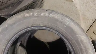 ALL MUST GO, MSG FOR CHEAP PRICE! Brand Size Qty Tread Goodyear Eagle LS2 225/55/17 Set of 4 9/32 Ma...