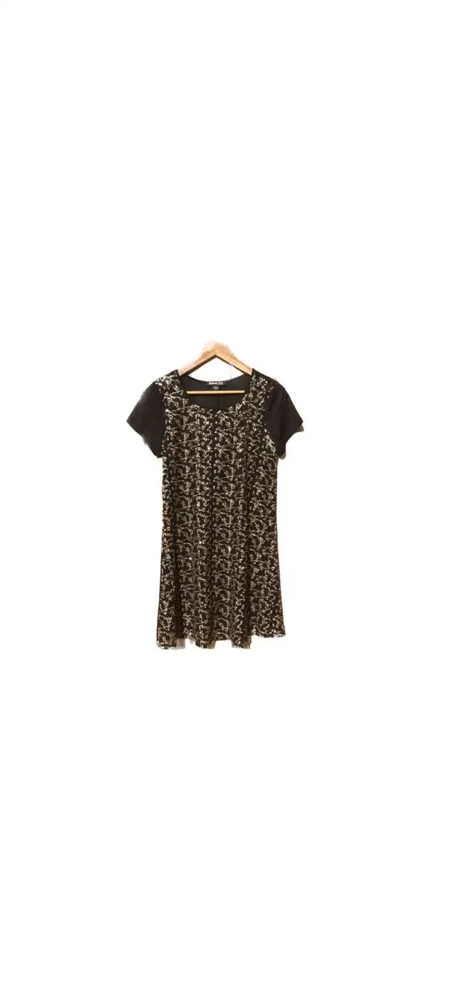Pretty All-Season Dress for Women/Teens - fits S/M (worn once) in Women's - Dresses & Skirts in London - Image 4