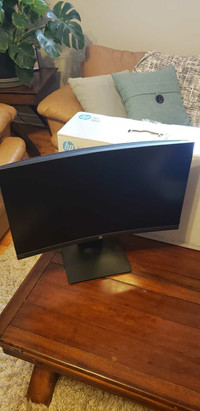 24" HP x24c 144hz 1080p Curved Monitor