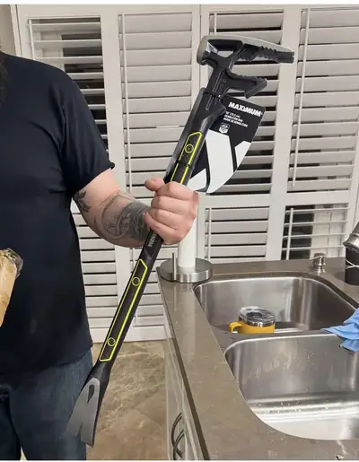MAXIMUM Havoc Demolition Wrecking The MAXIMUM Havoc Demolition Wrecking Bar is designed for heavy-du...