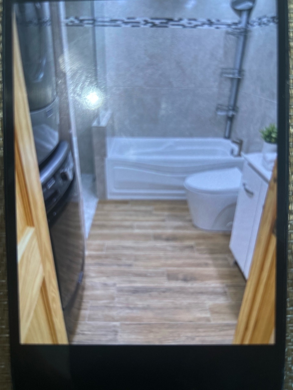 large 41/2rent apartment in Longueuil 3