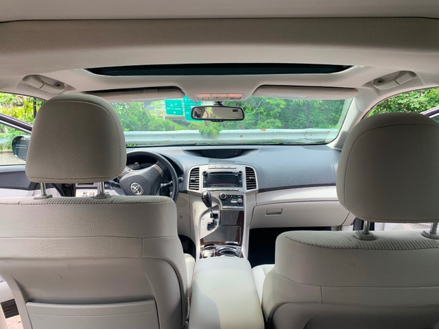 2010 Toyota Venza V6 — photo 5