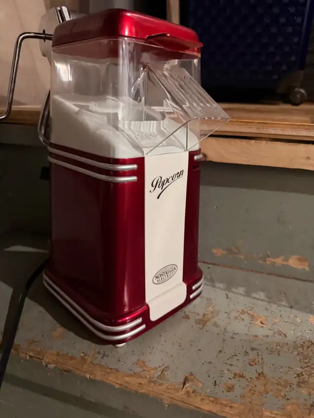 Nostalgia Electrics Popcorn Maker