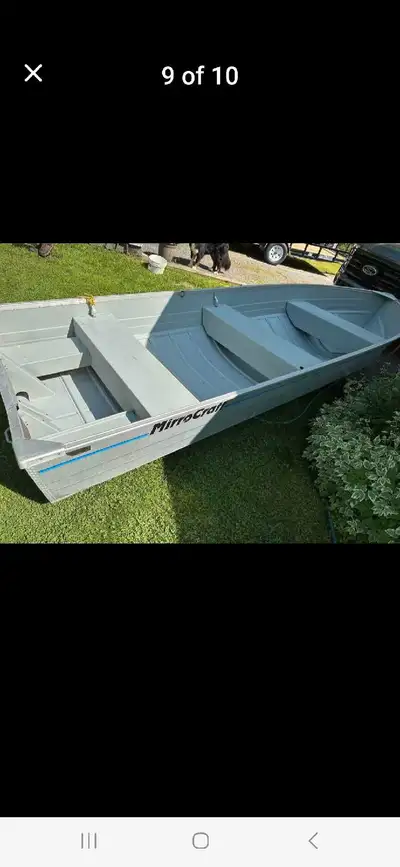 16 ft Mirro Craft aluminum boat. Older boat that's been stored away since brand new with no use. Ver...