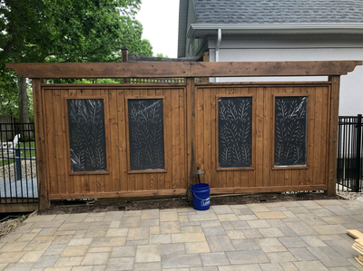 Whether you need a brand-new fence or privacy screen, fast repairs, or broken 4x4 / 6x6 posts replac...