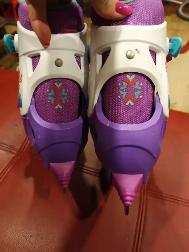 Frozen skates size 12 to 2 in Skates & Blades in Oakville / Halton Region - Image 7