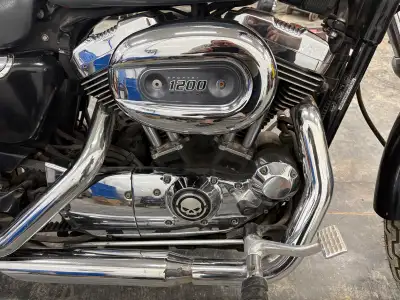 Has big bore kit. Is a 1249cc was installed at 60,000km. Has s and s pipes sounds awesome. Fresh ser...