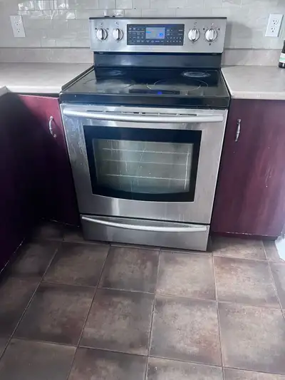 Samsung Electric Range, View more