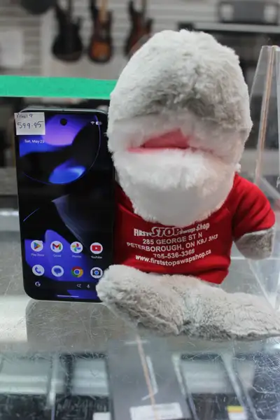 Google Pixel 9, View more