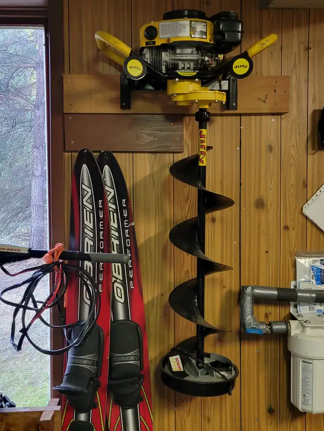 Jiffy 10" Ice Auger in Fishing, Camping & Outdoors in Muskoka - Image 7
