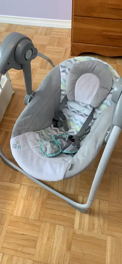Ingenuity baby swing. Has 6 different speeds, plays music and has a timer. Still in great shape, loo...