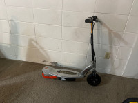 Charger scooter 
